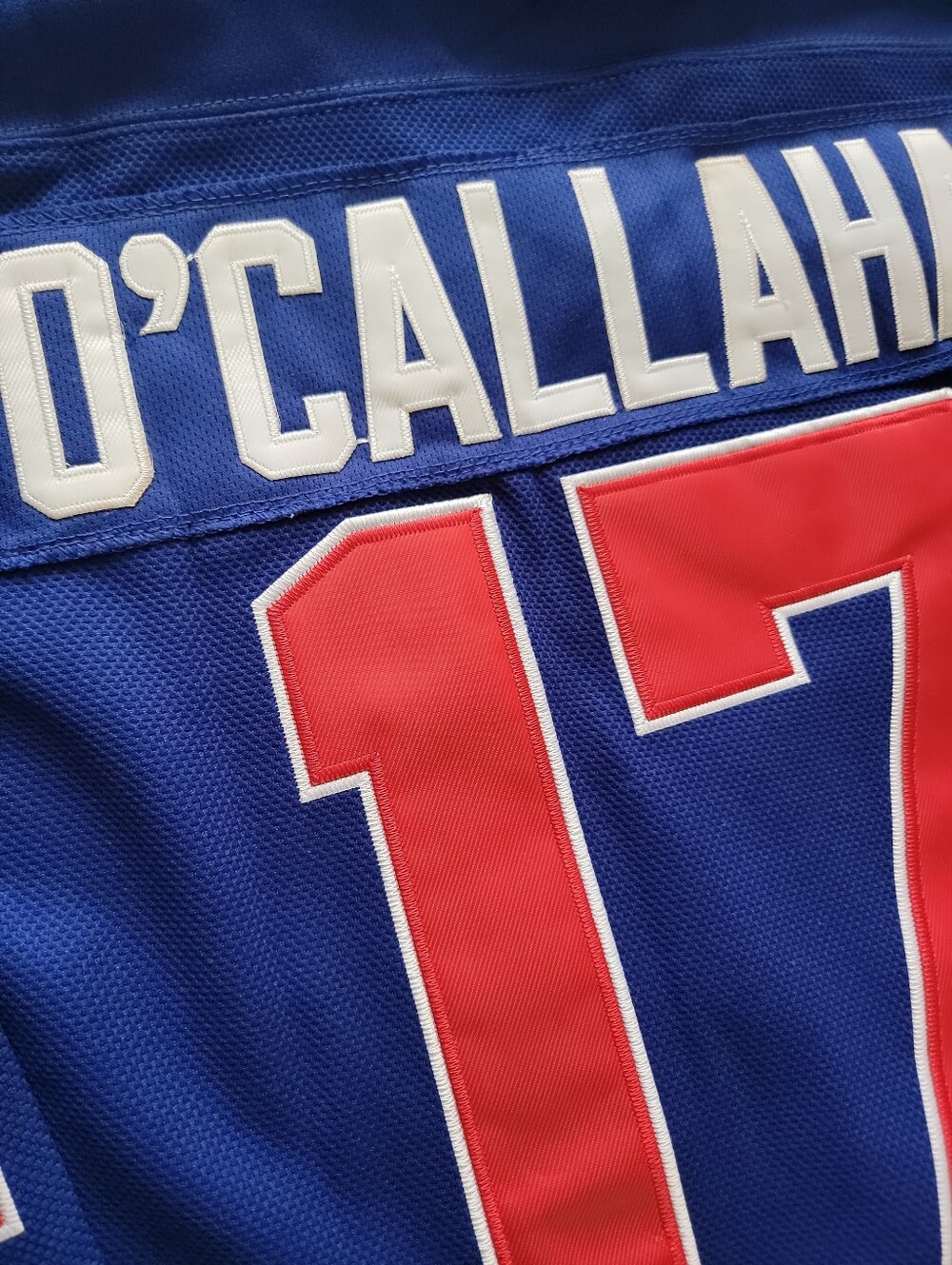 USA Olympic Team #17 O'Callahan  Large Blue Hockey Jersey with Red & White Trim - Picture 5 of 6